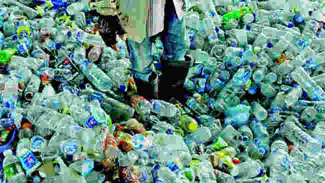 Selama PSBB, Sampah Plastik Meningkat dari Belanja Online dan Delivery