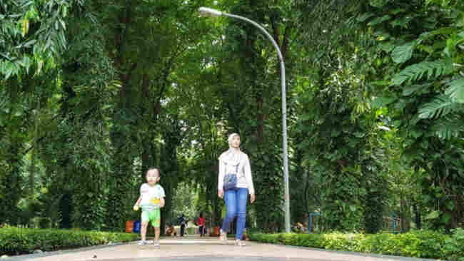 Taman Flora, Wisata Gratis dengan Udara Segar di Surabaya