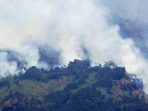 Hutan Lereng Gunung Sumbing Terbakar, 134 Pendaki Dievakuasi