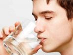Wow, Banyak Minum Air Putih Bisa Datangkan Kebahagian?