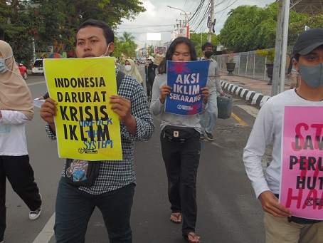 Peran Pemuda Sadar Lingkungan untuk Indonesia Hijau