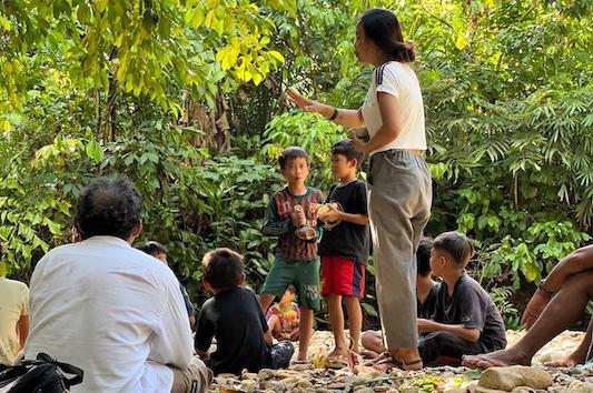 Sekolah Adat Arus Kualan: Perjalanan Melestarikan Budaya, Hutan dan Masa Depan
