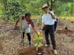 Belantara Foundation dan Merck Indonesia Tanam 300 Pohon Khas Jakarta di Cilangkap